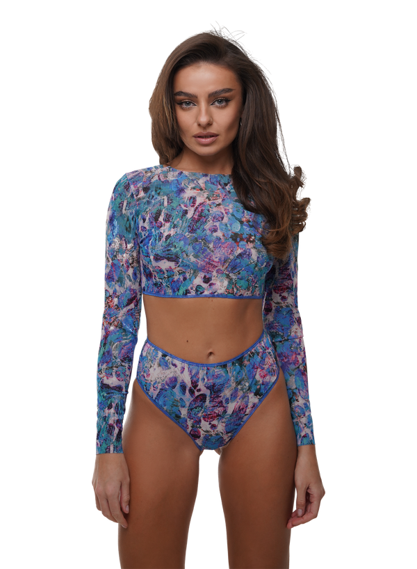 Longsleeve Top & High-Waisted Brazilian
